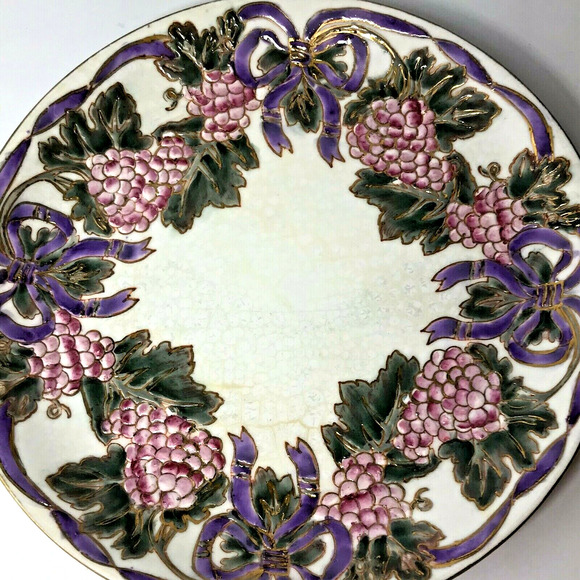 Decorative Plate Jena Hall Inspirations Toyo Trading Co Purple Grapes Bows - Picture 2 of 6